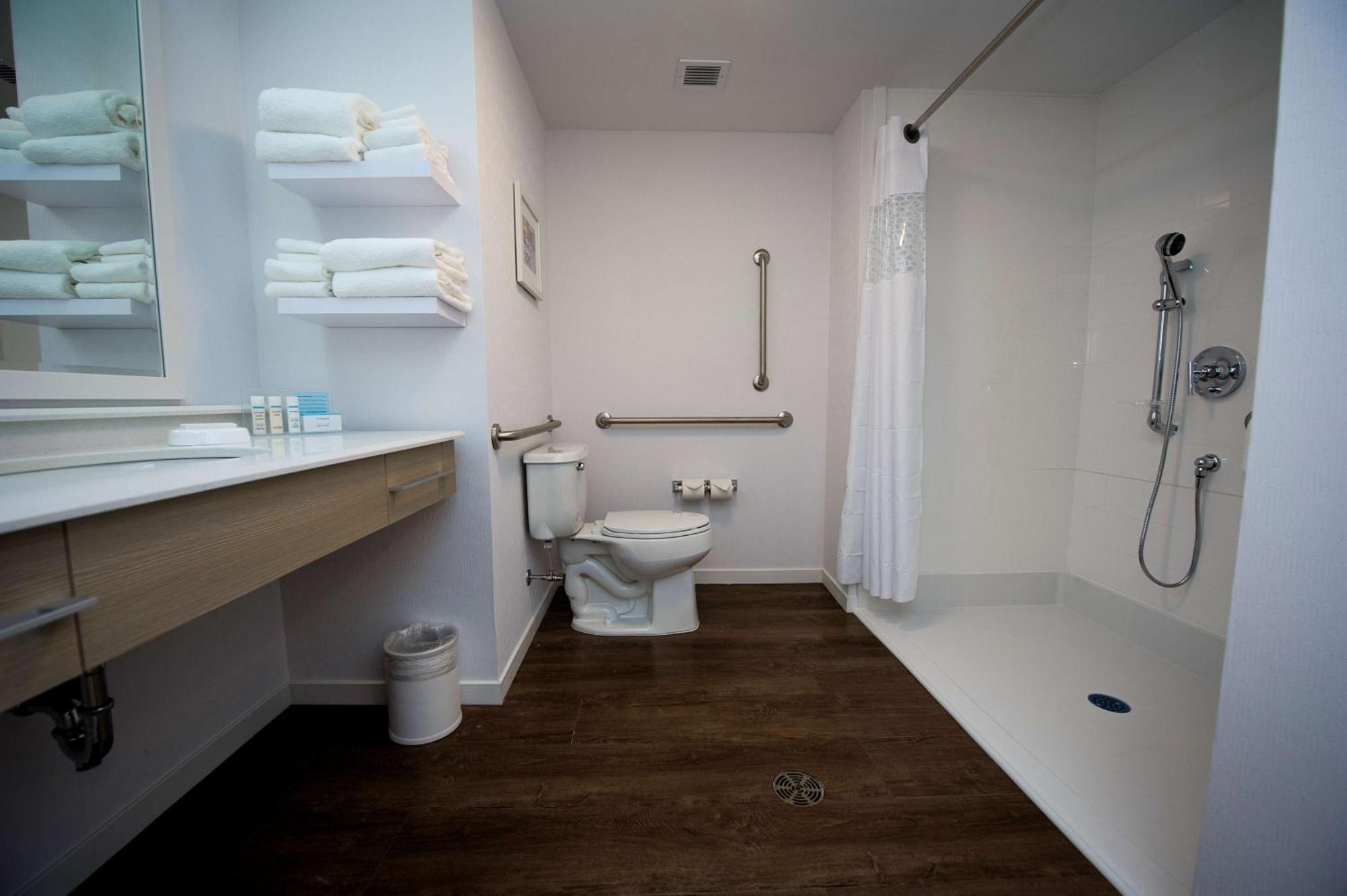 Hampton Inn & Suites Truro, Ns Экстерьер фото